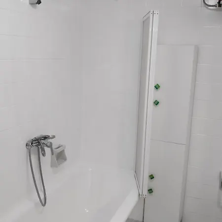 Centro De A Seis Minutos De La Playa דירה *
